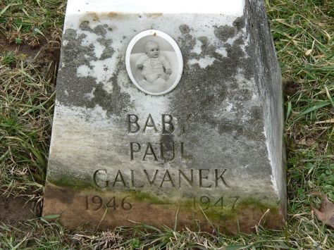 Baby Paul Galvanek grave
